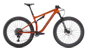 Specialized Epic Evo Expert 2021 Frontansicht in der Farbe Gloss Redwood/Smoke