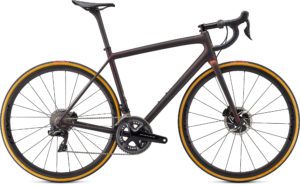 Specialized - S-Works Aethos DI2 2021 Frontansicht in der Farbe Satin Carbon / Red Gold Chameleon / Bronze Foil